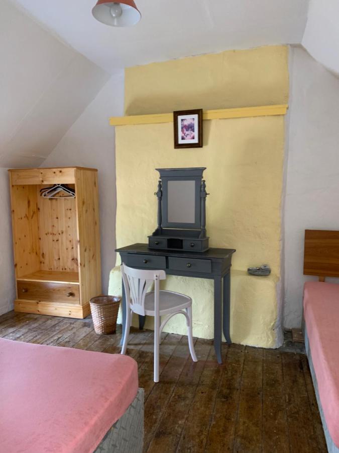 Westland Traditional Cottage Dated 1700'S Ardea Екстер'єр фото