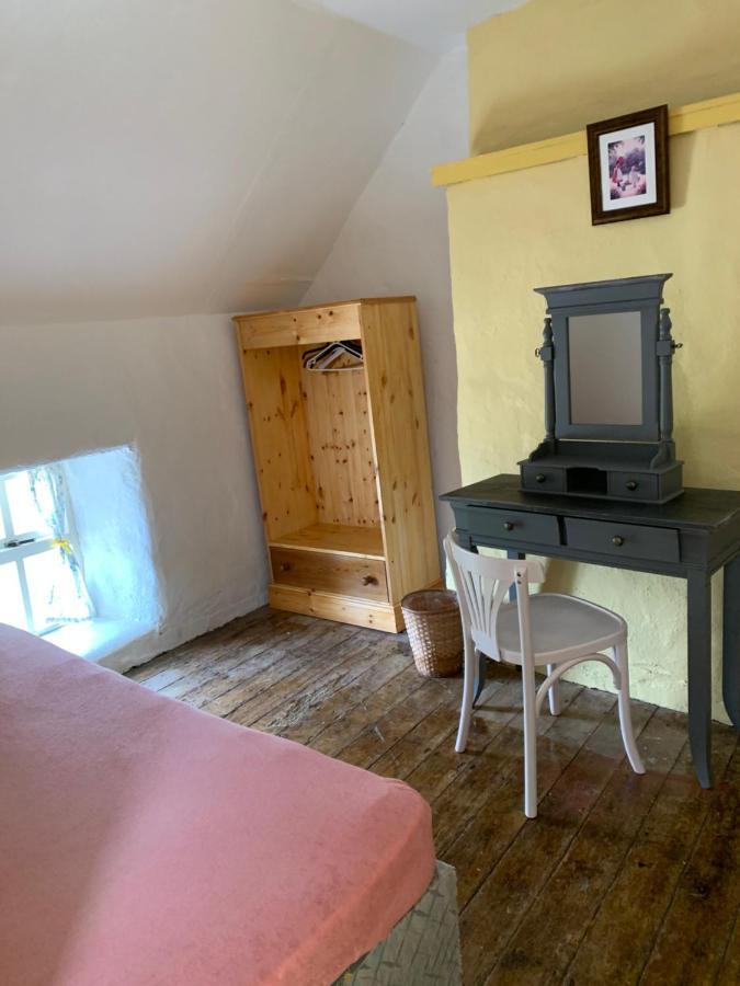 Westland Traditional Cottage Dated 1700'S Ardea Екстер'єр фото