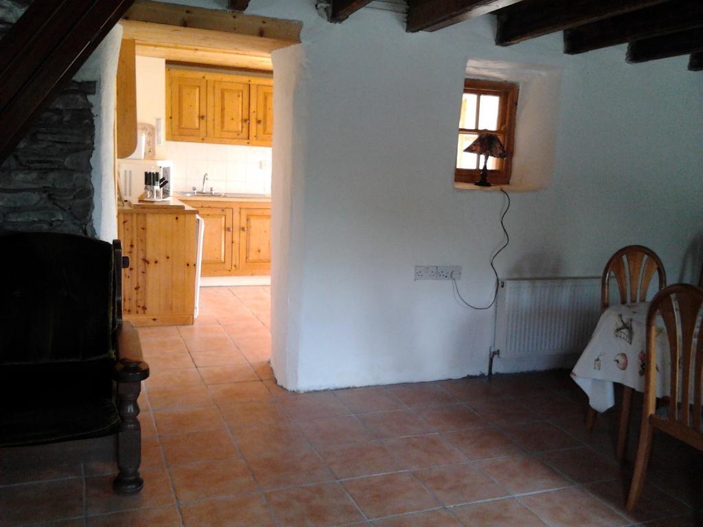 Westland Traditional Cottage Dated 1700'S Ardea Номер фото