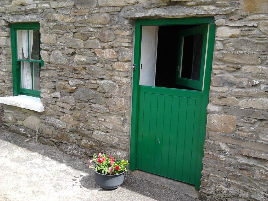 Westland Traditional Cottage Dated 1700'S Ardea Номер фото
