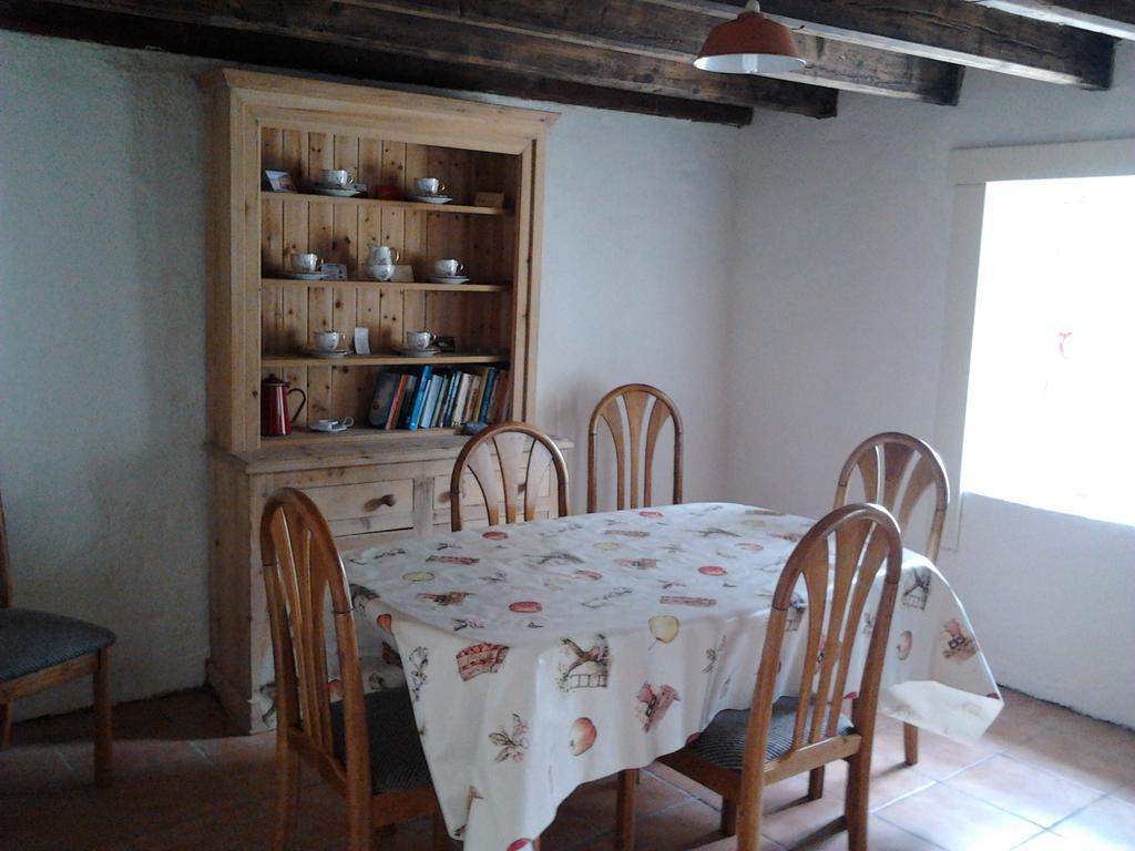 Westland Traditional Cottage Dated 1700'S Ardea Номер фото
